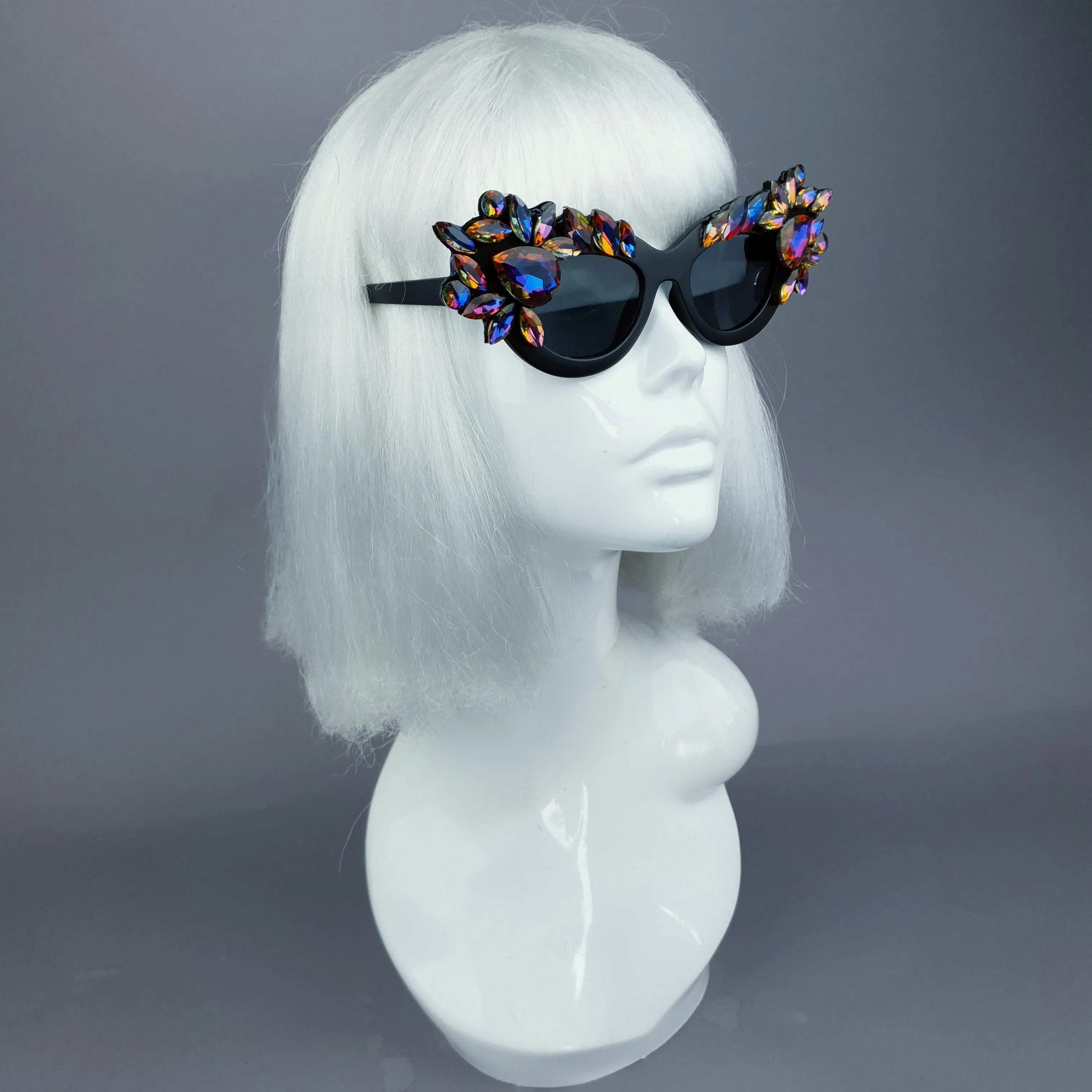 "Safira" Iridescent Jewel Cats Eye Sunglasses