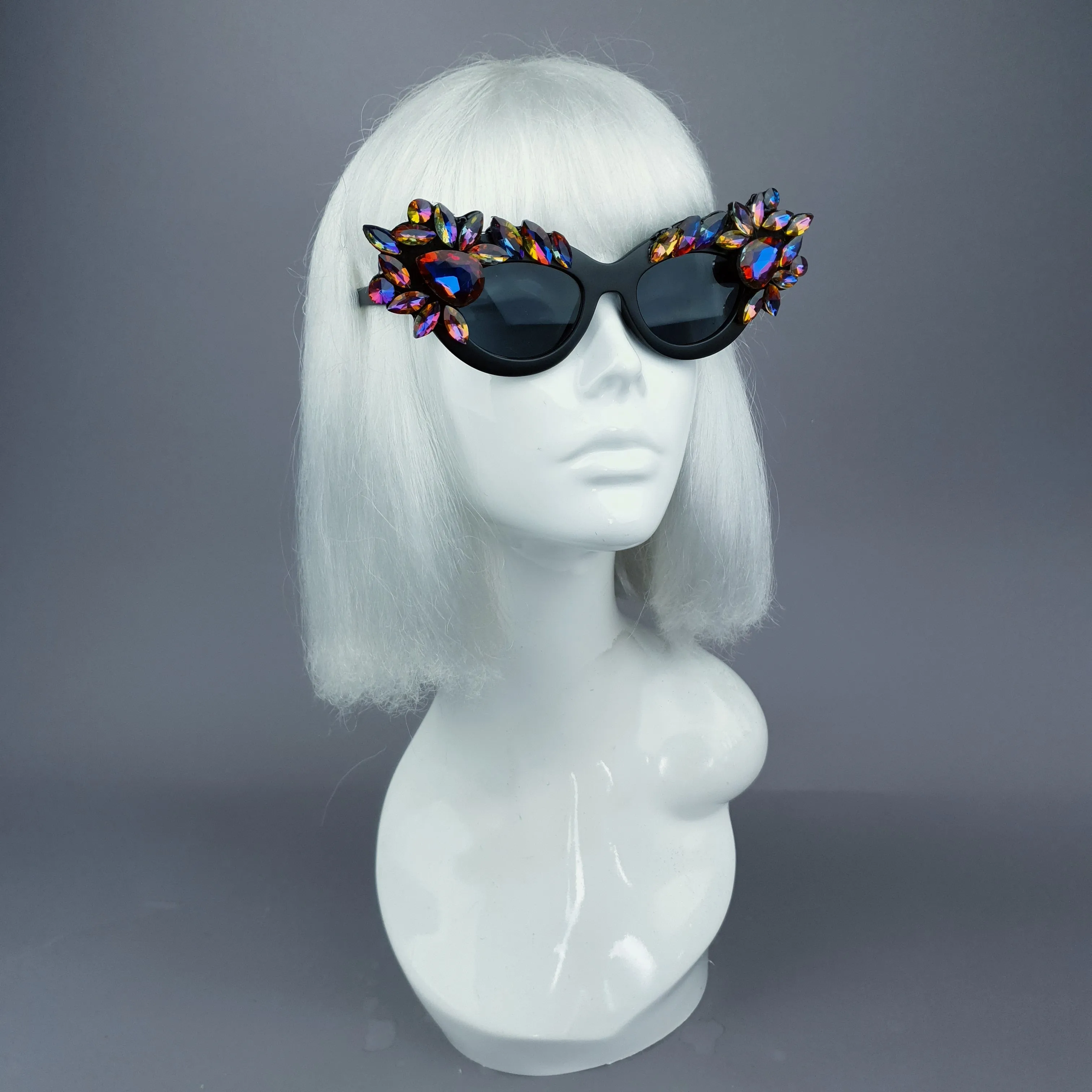 "Safira" Iridescent Jewel Cats Eye Sunglasses