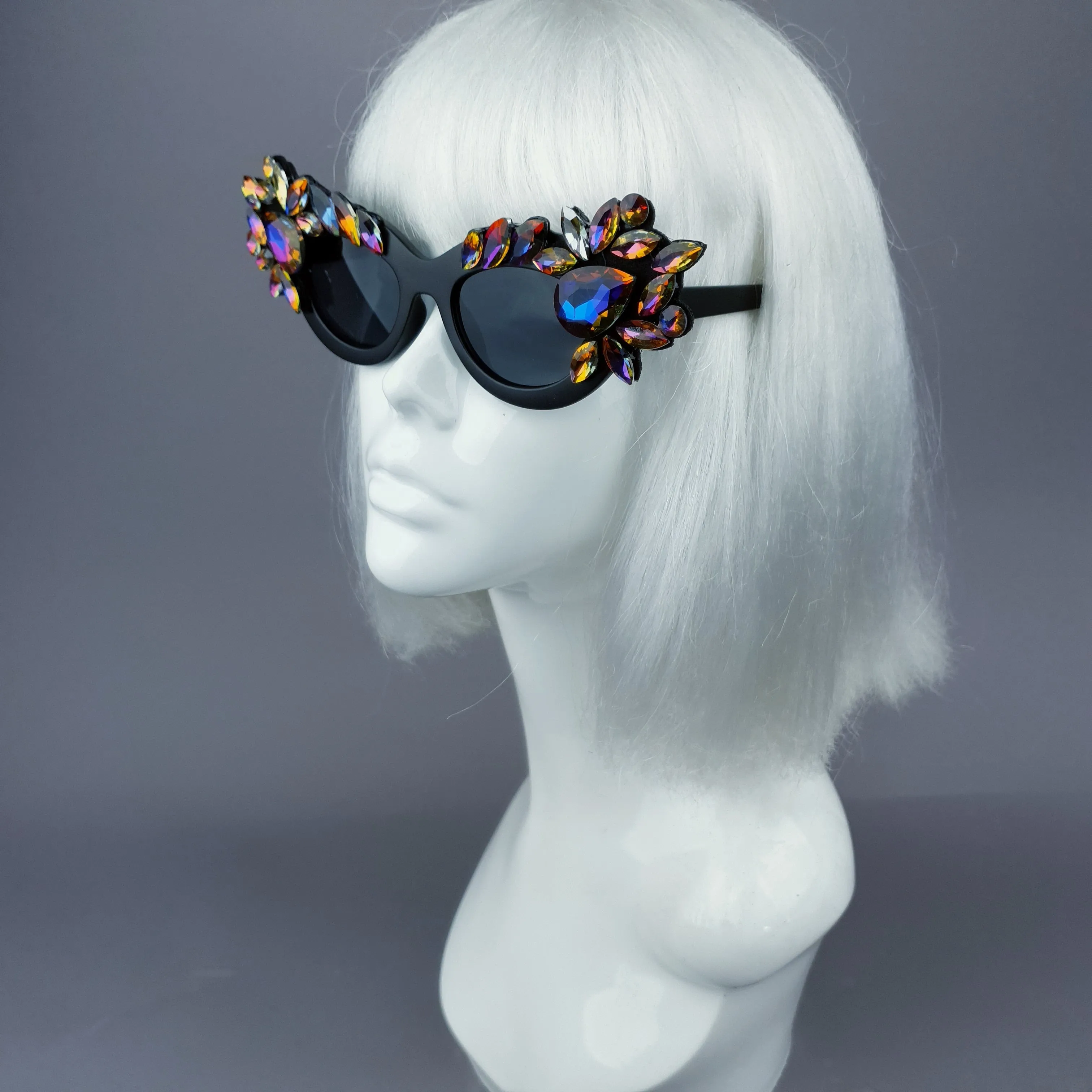 "Safira" Iridescent Jewel Cats Eye Sunglasses