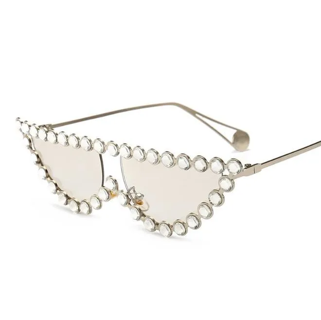 Shiny Elegant Metallic Frame Diamond Sunglasses