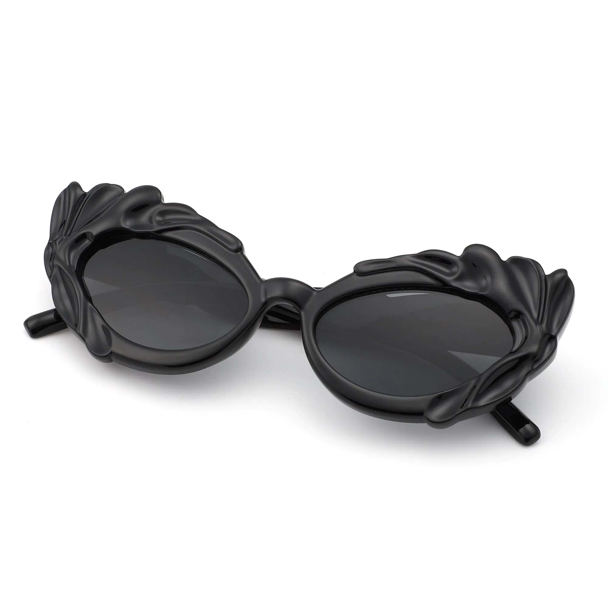 Snapp - Modern Sculpted Cat Eye Fashion Women's Sunglass