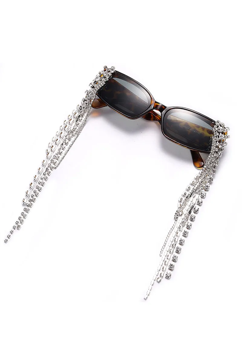 Thyria - Modern Luxury Rhinestone Chi Rectangle Women's Sunglasses